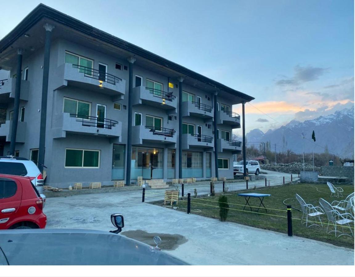 Eat And Read Hotel Skardu Exteriér fotografie