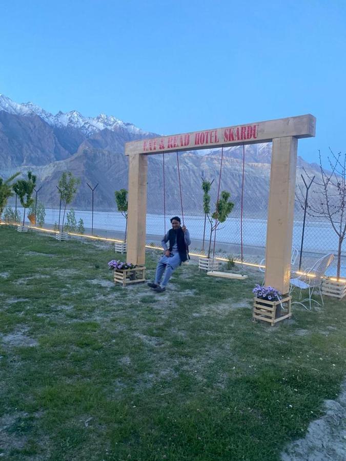 Eat And Read Hotel Skardu Exteriér fotografie